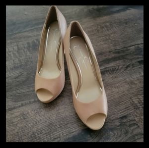 Jessica Simpson white cream heels, size 8